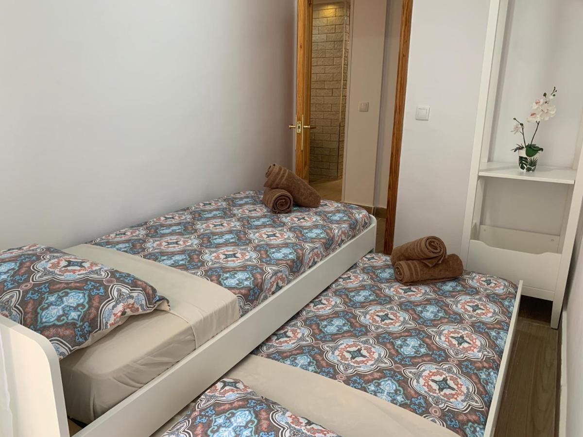 Luxury Apartment By The Sea อาลิกันเต ภายนอก รูปภาพ